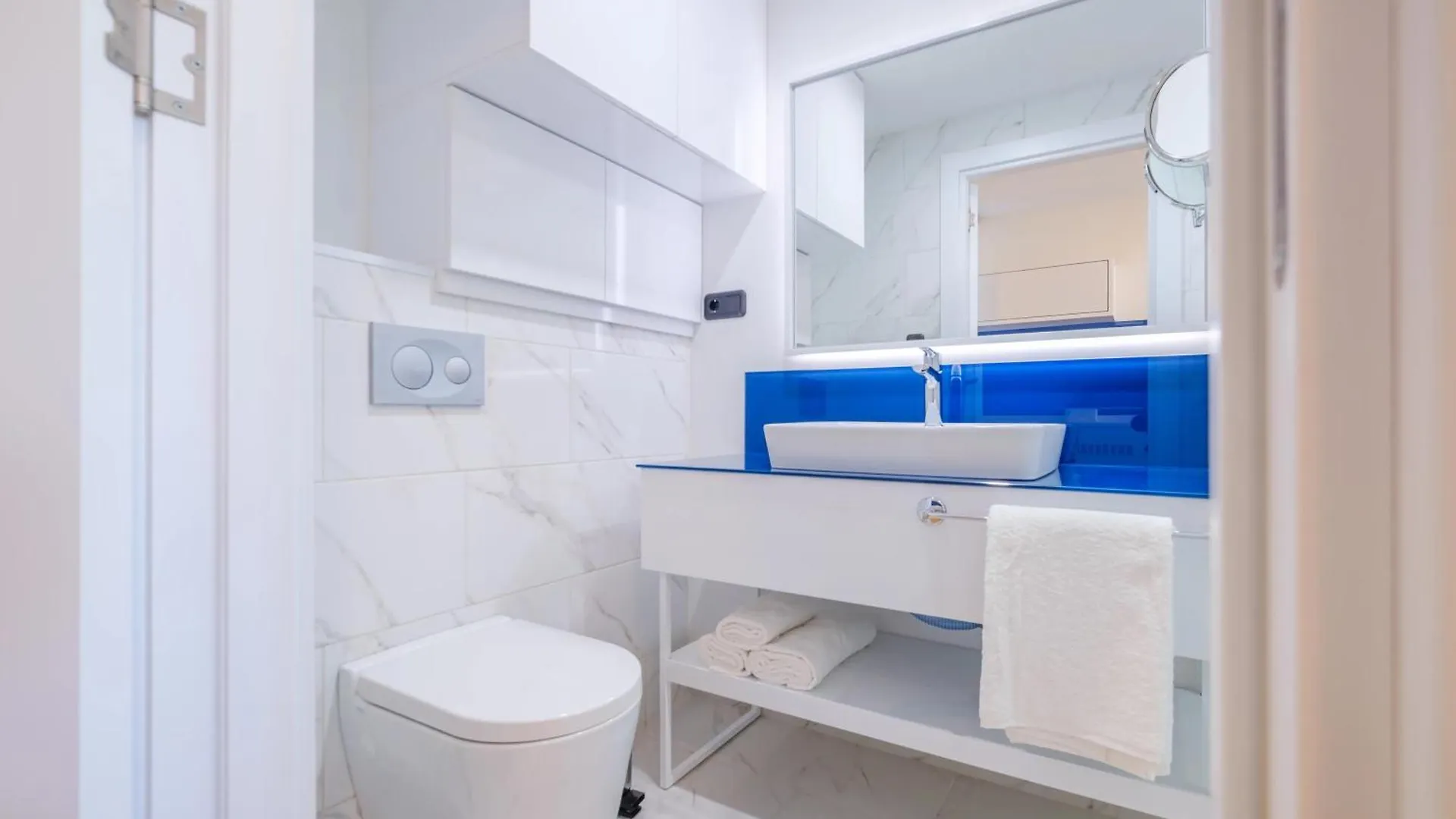 아파트 Panorama Center Suite Sea View 바투미